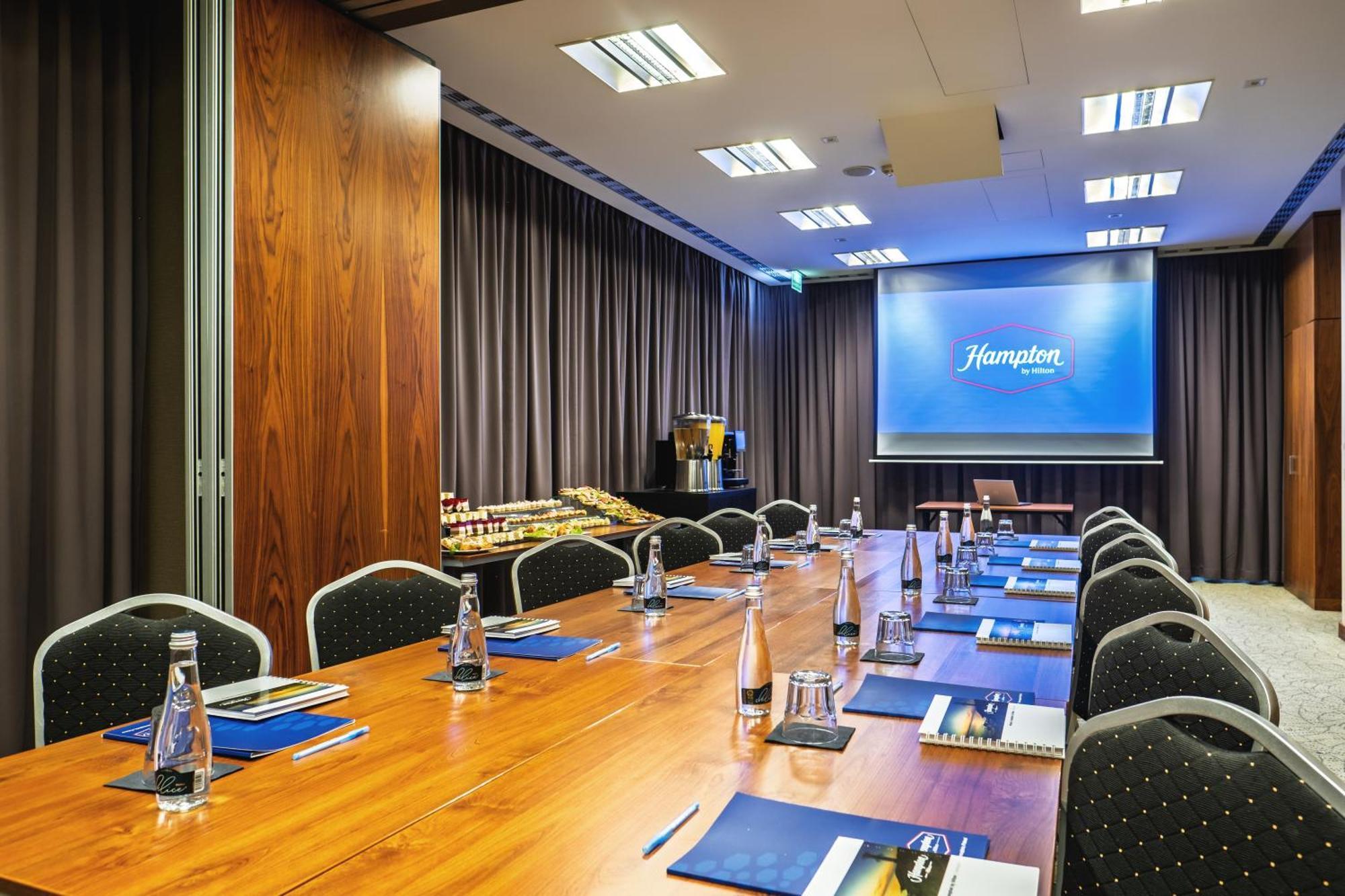 Hampton By Hilton Swinoujscie Hotel Exterior foto